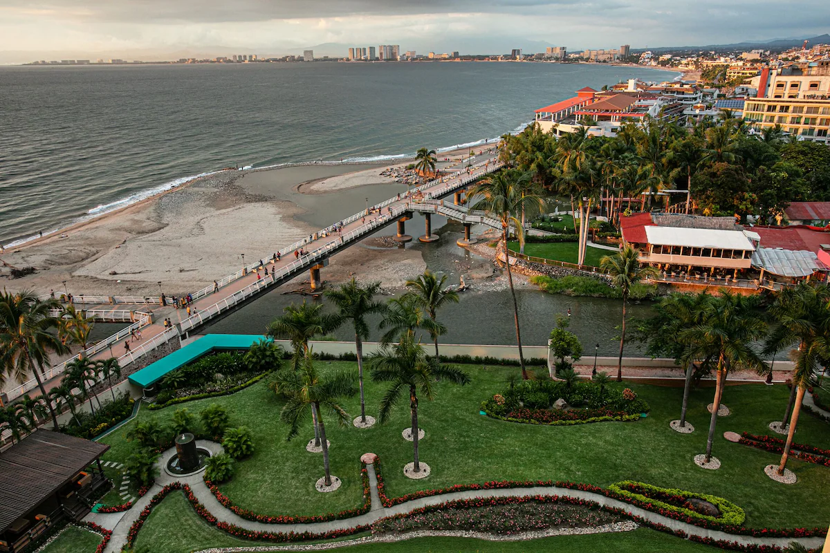 Puerto Vallarta Beachfront Vacation Condo - Agua Condo 803